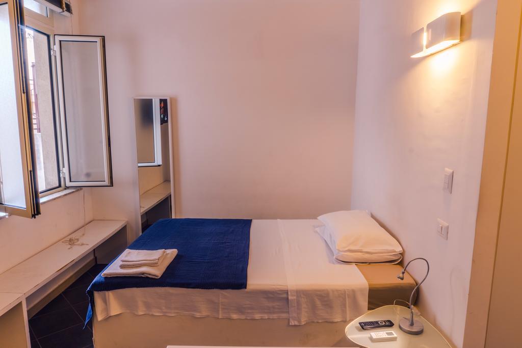 Solobed Lejlighed Reggio Calabria Eksteriør billede